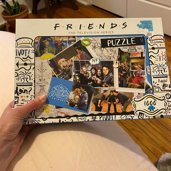 FRIENDS 1000 🧩 puzzle - Picture 4 of 7